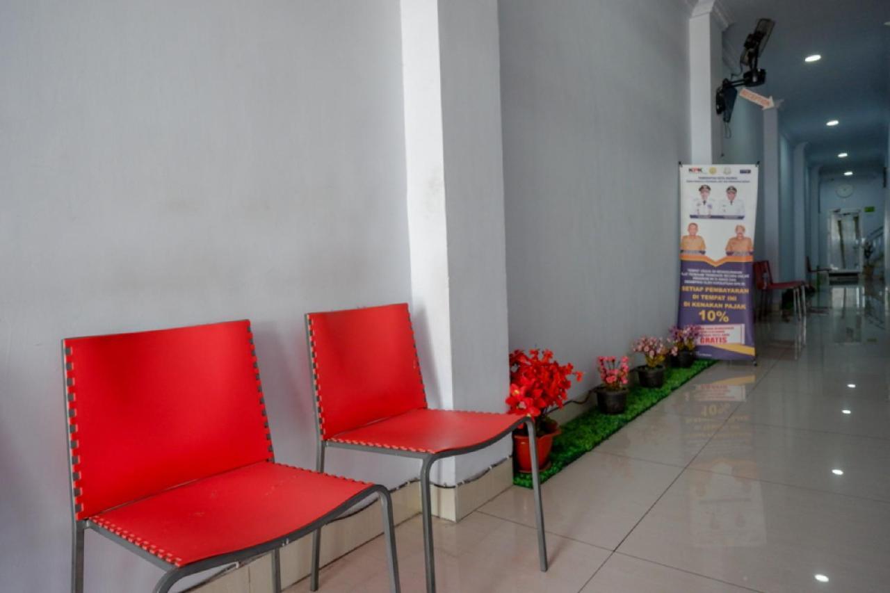 Reddoorz @ Hotel Bravo Pantai Kamali Bau Bau Bau-Bau Exterior foto